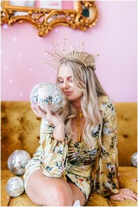 Golden-Birthday-Portraits-Liz-Martinez-Creations_0015-980x1465