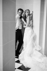 chateau-de-nainville-les-roches-editorial-wedding-candid-moment-01