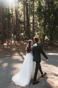 Yosemite-All-Inclusive-Elopement-by-Samantha-Josette-52