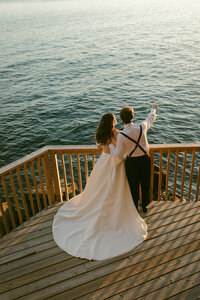 TheTidesCottagesWeddingPenderIslandWedding0C7A3947