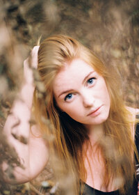 close-up-blonde-woman-portrait-melbourne-natural-light-photography