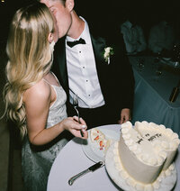 wedding-cake-cutting-reception-phoenix-arizona