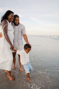 TheWeaverFamily-HannahDosterPhotography-57-Cinnamon-Shore-Port-Aransas-family-photographer-Corpus-Christi