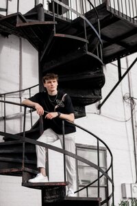 BG-Alex-Senior Photo-117