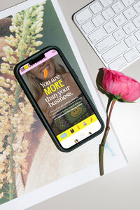 Fun Showit branding and website design for an Instagram marketing agency