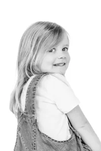 bridget-matkovich-bw-kids-photography-21