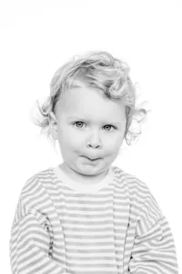 bridget-matkovich-bw-kids-photography-8