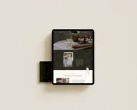 Ipad + Logo