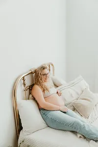 QuadCitiesMaternityPhotographer-1