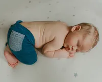 QuadCitiesNewbornPhotographer-5