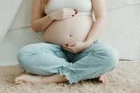 QuadCitiesMaternityPhotographer-12
