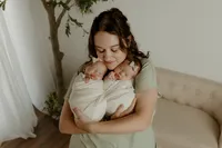 QuadCityNewbornPhotographer-11