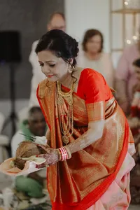 ShadowShinePictures-HollyAaras-Dearborn-Wedding-Photography-63