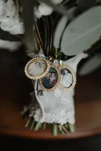 Shadow-Shine-Pictures-Wedding-Offerings-Photography-Cinematography-Kelly-Sahr-Carousel-3