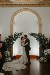 ShadowShinePictures-JeanaKyle-Detroit-Wedding-Photography-62