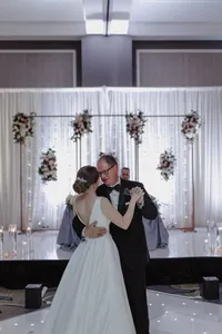 ShadowShinePictures-HollyAaras-Dearborn-Wedding-Photography-149