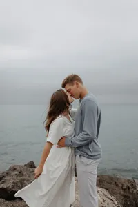 ShadowShinePictures-TarynZak-Chicago-Engagement-Photography-36
