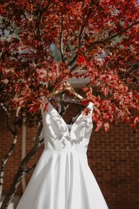 ShadowShinePictures-HollyAaras-Dearborn-Wedding-Photography-4