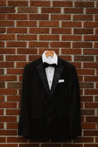ShadowShinePictures-HollyAaras-Dearborn-Wedding-Photography-5