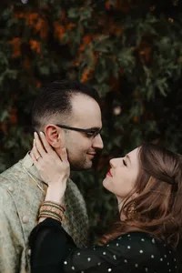 ShadowShinePictures-HollyAaras-Dearborn-Wedding-Photography-8