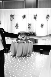 ShadowShinePictures-HollyAaras-Dearborn-Wedding-Photography-139