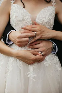 Mindy-Brandon-HoustonWeddingatUHHoustonDowntown-9