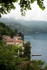 Callie+Matt-lake-como-106
