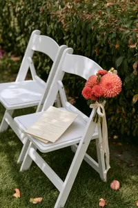 u3981682316_observational_garden_wedding_detail_photograph_of_89f5f751-d269-43cc-832c-a14e51d8dffd_0