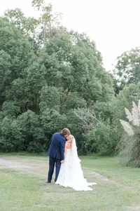 AlexaSmithPhotographyHighgroveFarmsWedding-41