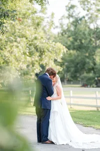 AlexaSmithPhotographyHighgroveFarmsWedding-70