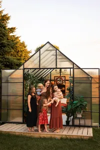 JellacaWittman_FallGreenhouse028