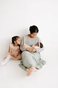 studio newborn session near lakeville mn