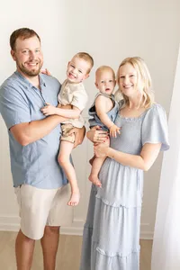 studio family photo session lakeville mn