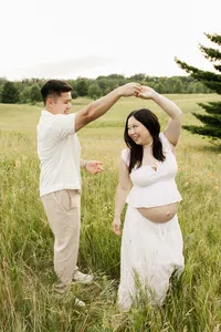 outdoor lakeville maternity photos