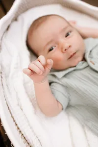 lifestyle newborn photographer near minneapolis mn