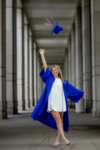 Indianapolis seniors cap and gown pictures23