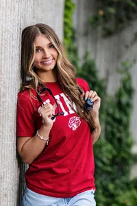 Indianapolis seniors cap and gown pictures3