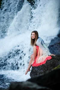 Indiana waterfall senior pictures MAC5038