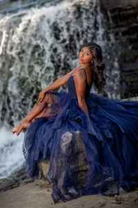 Indiana waterfall senior pictures MAC5040