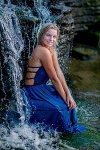 senior pictures indiana marciandchristy waterfalls5033