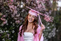 Indianapolis seniors cap and gown pictures17