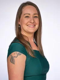 Kira Branding Headshots-06