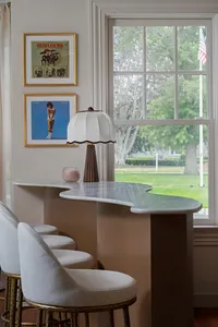 Bar with Vinyls