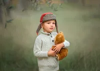 bespoke-child-photography-teddy-bear-portrait