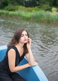 woman-in-black-dress-by-lake-melbourne-outdoor-portrait