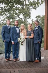 amberlee-christey-photography-wilderness-lodge-rainy-bridal-party-family-photos-61