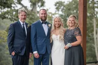 amberlee-christey-photography-wilderness-lodge-rainy-bridal-party-family-photos-55