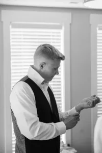 veritas-winery-groom-portraits-76
