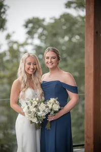 amberlee-christey-photography-wilderness-lodge-rainy-bridal-party-family-photos-70
