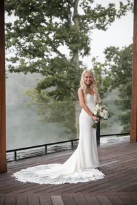 wilderness-lodge-summersville-wv-rainy-bridal-portraits-76